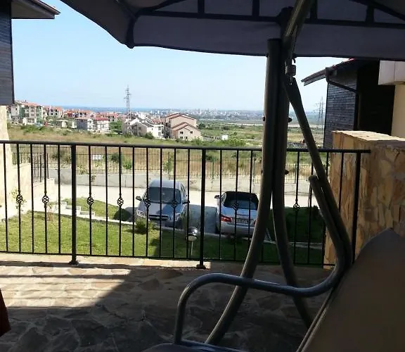 Menada Sunny Hill Кошарица